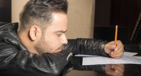 Jessee Suárez celebra producciones nominadas al Latin GRAMMY®