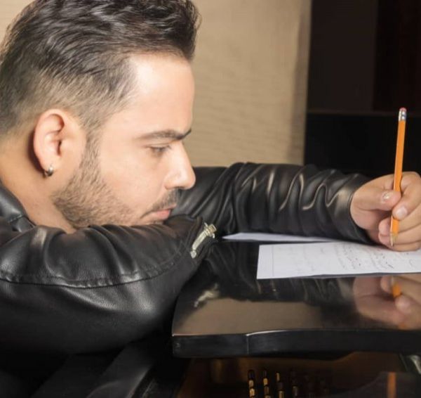 Jessee Suárez celebra producciones nominadas al Latin GRAMMY®