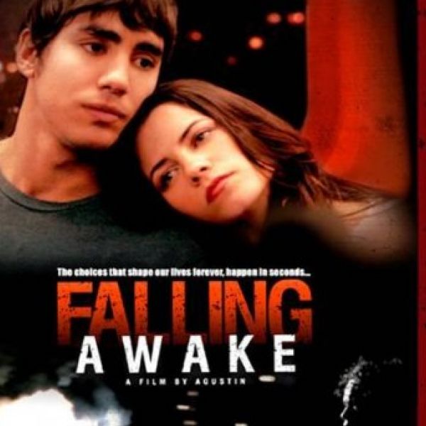 "Falling Awake" tuvo su premiere en Miami
