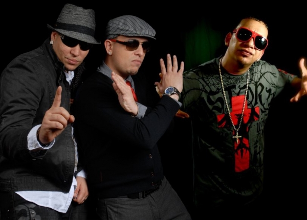 J King & Maximan y Guelo Star juntos en concierto